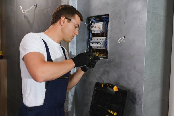 Best Licensed Electrician  in East Aurora, NY